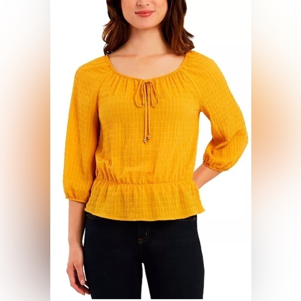 NWT‎ BCX Size S Bubble-Sleeve Smocked Top Marigold